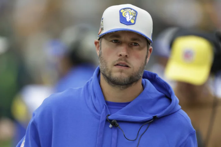 Rams QB Matthew Stafford on track to return after missing one start with thumb injury