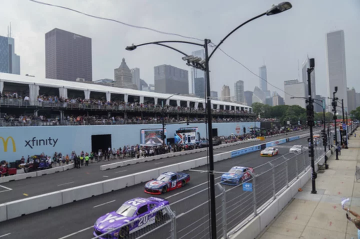 Downtown Chicago Xfinity Series street race suspended until Sunday because of lightning