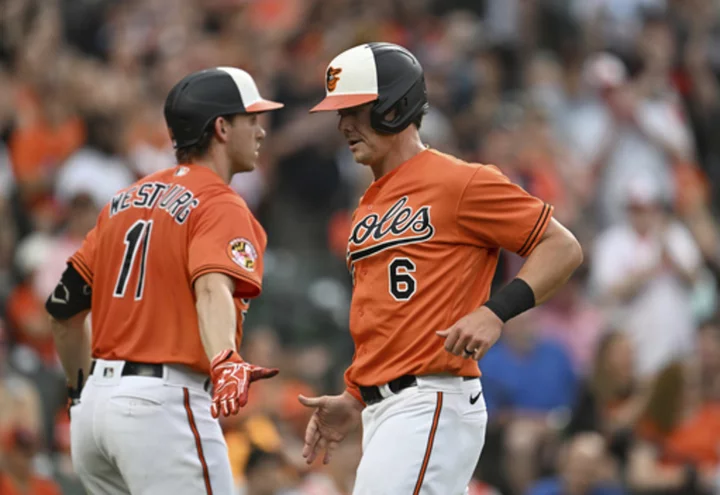 Orioles rally from four-run deficit to beat Marlins 6-5 for 7th straight win