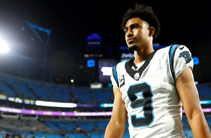 Injuries force QB changes for NFL Colts and Panthers