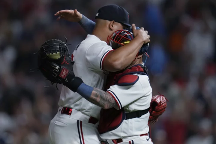 Twins beat Mets 5-2 with help of Álvarez's error in 3-run seventh inning