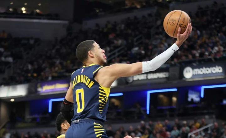 Antetokounmpo's 54 points not enough as Bucks fall to Pacers
