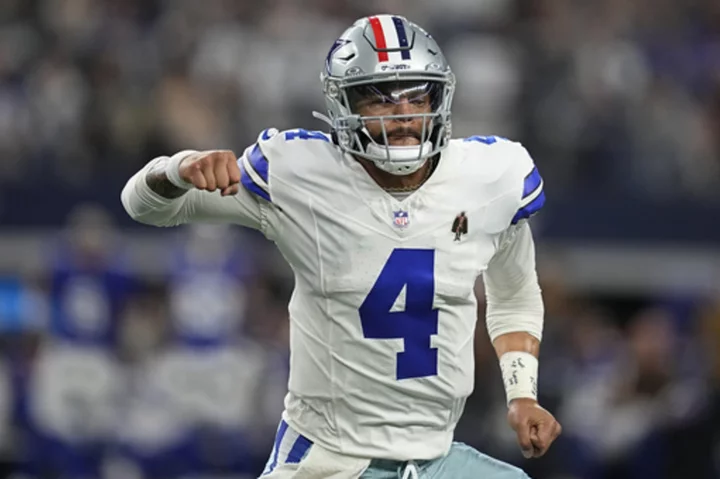 Prescott accounts for 5 TDs, Cowboys rout Giants again 49-17 for 12th straight home win