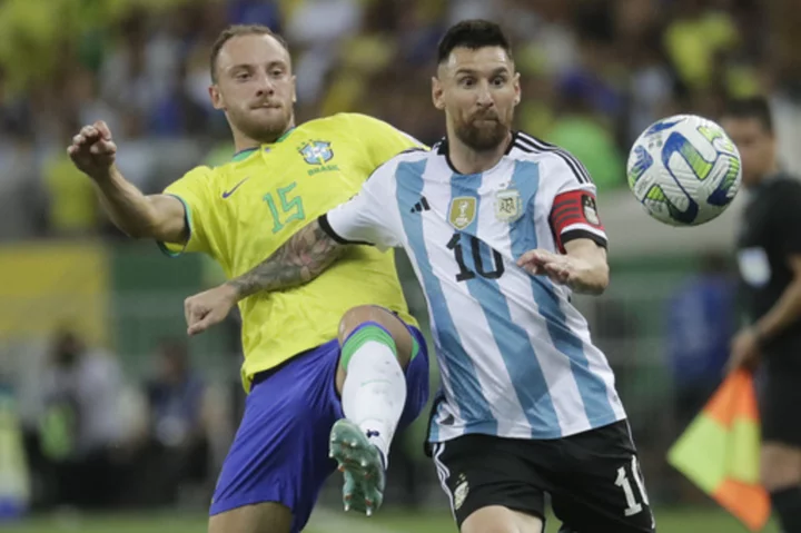 Argentina beats Brazil 1-0 in World Cup qualifying after crowd violence delays start