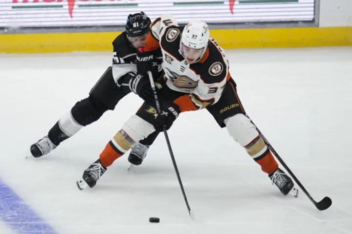 No. 2 pick Leo Carlsson starting his career with the Ducks with a fraction of Bedard's fanfare
