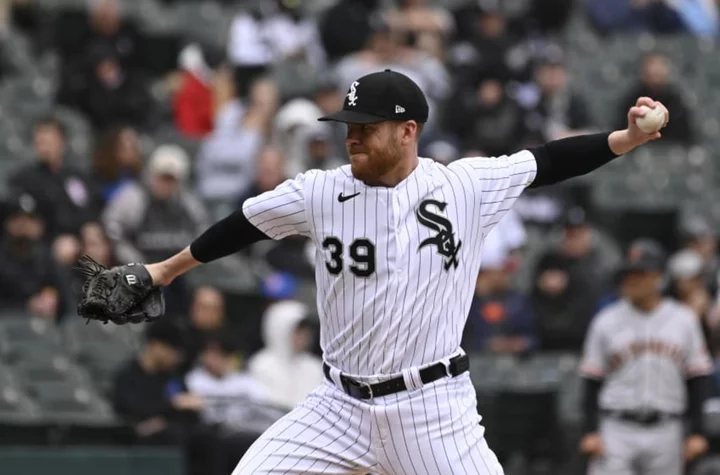 Braves add reliever in late night trade with White Sox