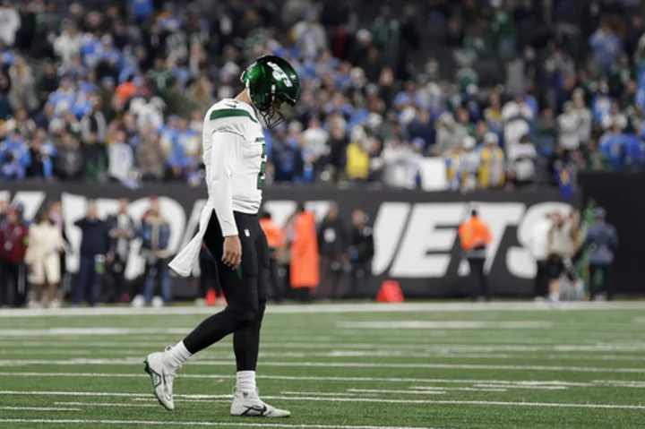 Offensive woes are plaguing the Jets at the halfway point while the defense and special teams thrive