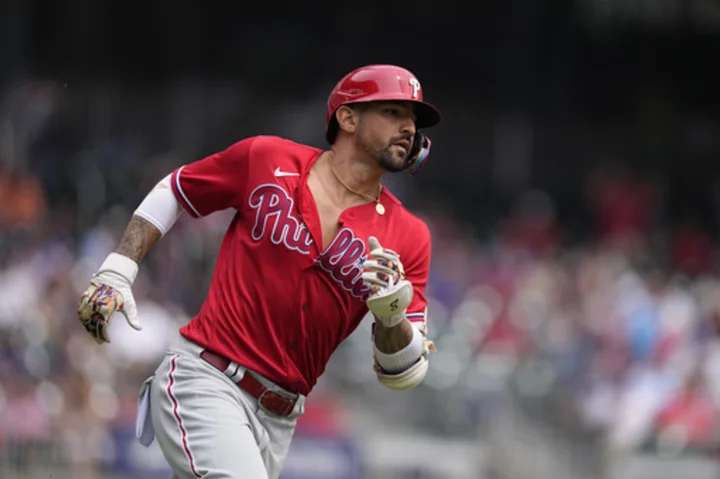 Castellanos comes up big at the plate and in the field, leading Phillies past Braves 6-5