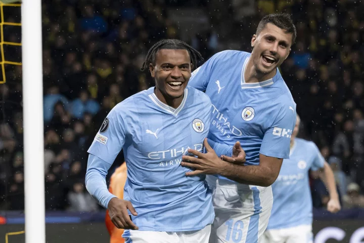 Manuel Akanji: Manchester City are ready to win the derby at Old Trafford