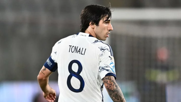 Sandro Tonali potential shirt numbers at Newcastle