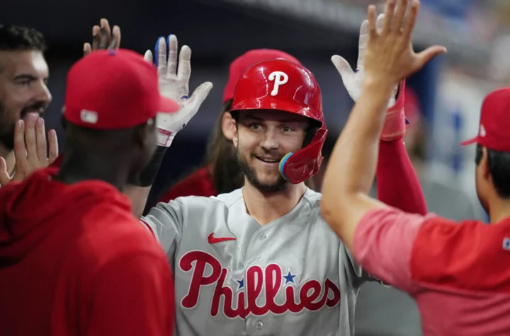 It's a sign: Trea Turner finds brilliant way to thank Phillies fans for ovation, donations