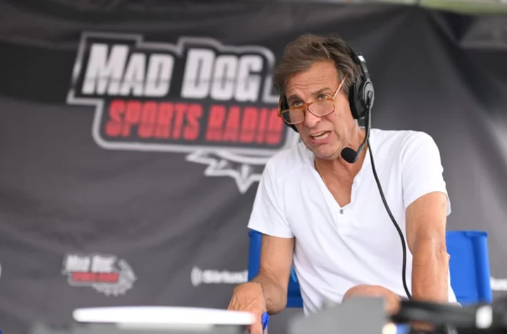 Diamondbacks manager can't wait to send Chris Russo into early retirement