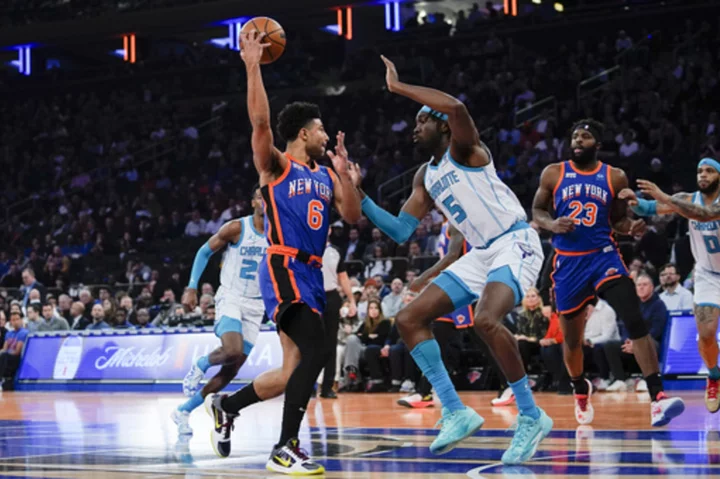 Knicks rout Hornets, assure themselves of advancing in the In-Season Tournament