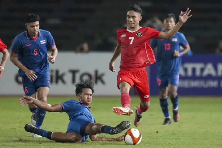 Soccer melee, Cambodian runner's glorious defeat stay in the spotlight at SEA Games