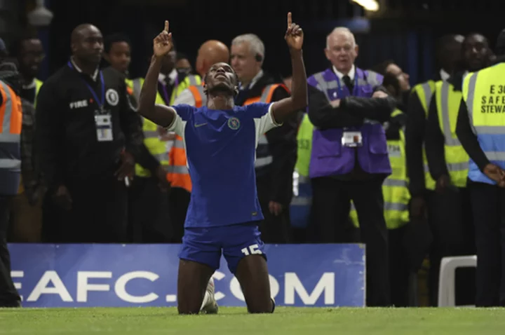 Sterling scores 2 as Chelsea beats Luton 3-0 in Premier League to give Pochettino first win