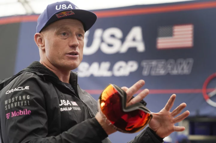 Spithill to steer Team Australia's 'Flying Roo' in Dubai while Slingsby is on paternity leave
