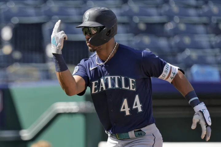 Rodriguez has 5 hits, 5 RBIs and go-ahead 3-run shot in the eighth as Mariners beat Royals 6-4