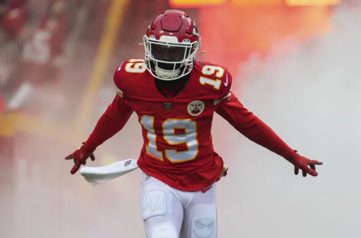 Chiefs gamble at wide receiver could already be biting them back
