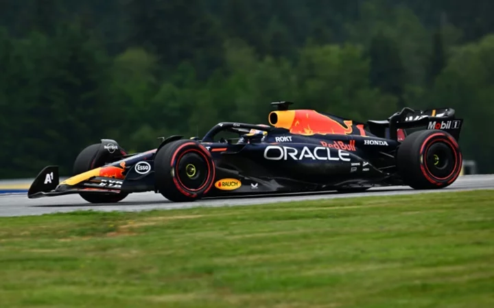 Verstappen tops sprint qualifying, Mercedes suffer double blow