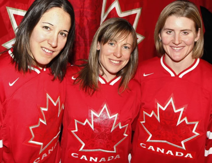 New women's pro hockey league provides sneak peak on its 6 markets: 3 in U.S. and 3 in Canada