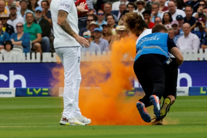 Climate activists ordered to do unpaid work for Ashes Test protest