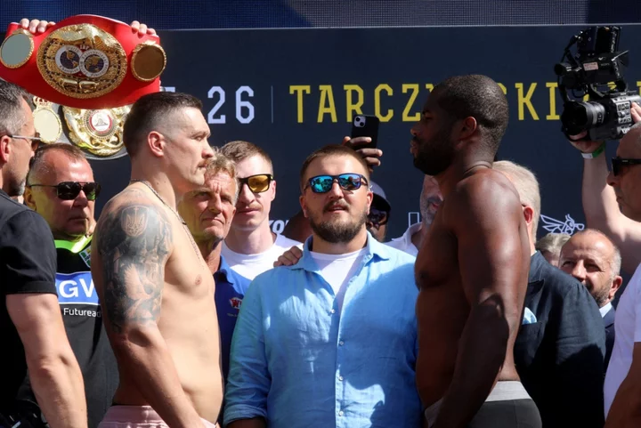 Usyk vs Dubois LIVE: Boxing fight updates and results tonight