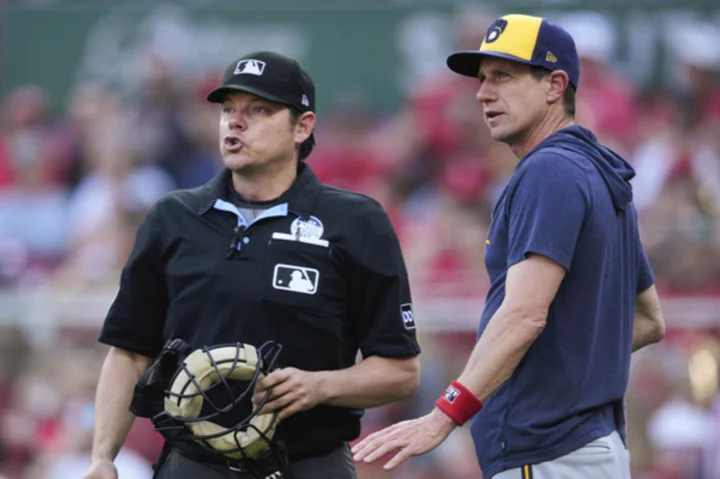 Counsell missing Brewers' game Sunday to attend son's high school graduation