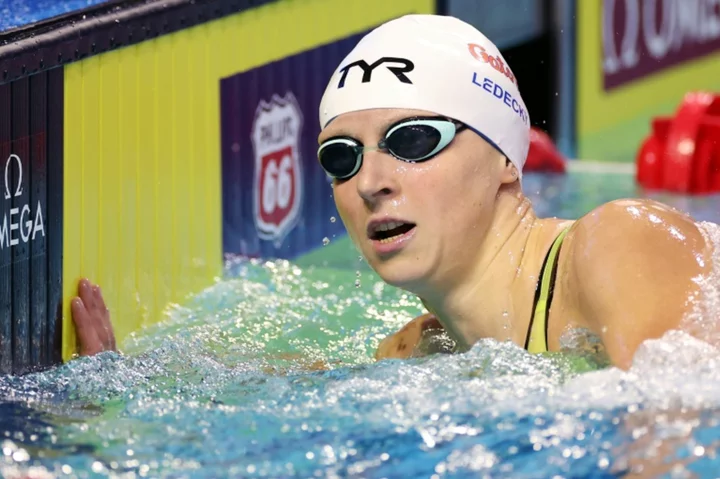 Ledecky wins 400m free with room to improve at World Championships