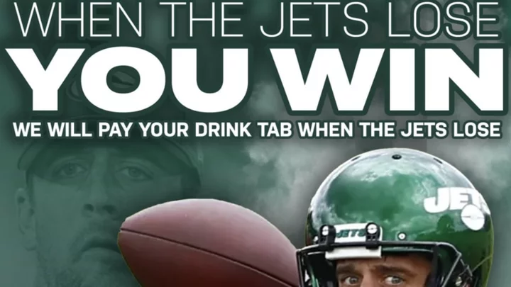 Wisconsin Bar Thought They Were Drinking For Free and Then the Jets Won Without Aaron Rodgers