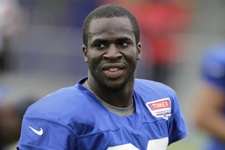 Amukamara signs 1-day contract to retire with New York Giants