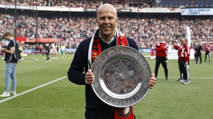 Arne Slot signs new Feyenoord contract after failed Tottenham approach