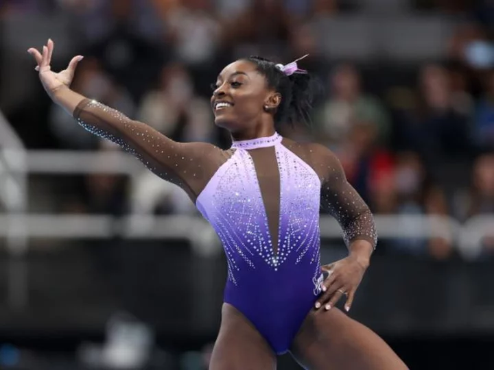 Can Simone Biles maintain her lead and make history at the US Gymnastics Championships?