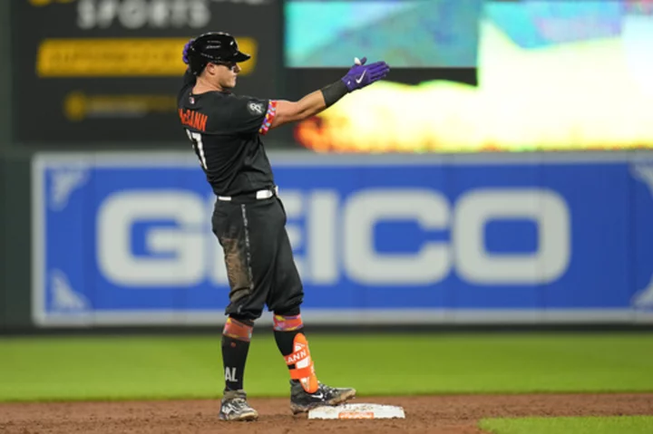 AL East-leading Orioles rout Mets 10-3 in Showalter's return to Camden Yards