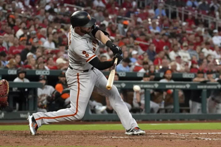 Haniger drives in 2, Crawford delivers tiebreaking single as Giants edge Cardinals 4-3