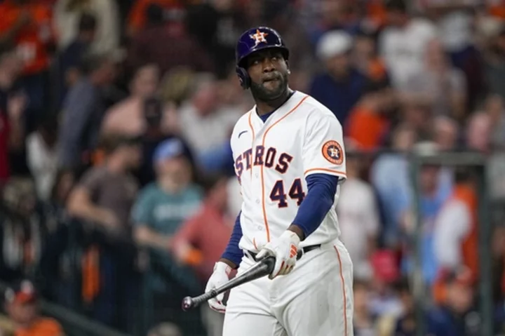 Astros slugger Yordan Alvarez dealing with ailment during ALCS against Rangers, AP source says