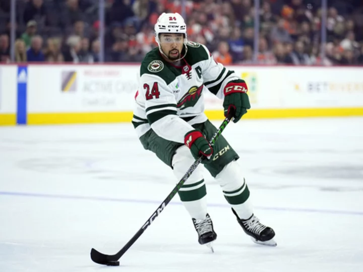 Dumba signs a 1-year, $3.9 million deal with Coyotes at Bjugstad's urging