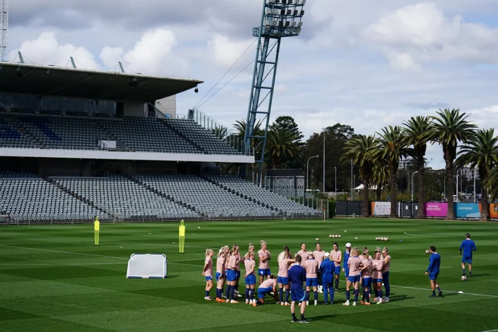 Australian newspaper sends helicopter to photograph Lionesses training session
