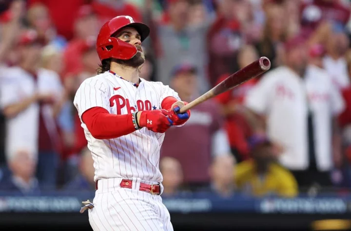 Spanish radio call of Bryce Harper monstrous home run makes it even more electric