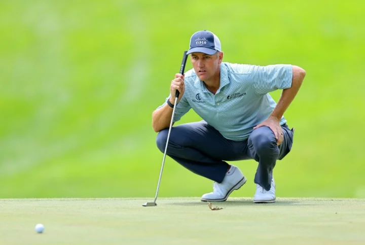 Todd closes strong to grab lead at PGA John Deere Classic