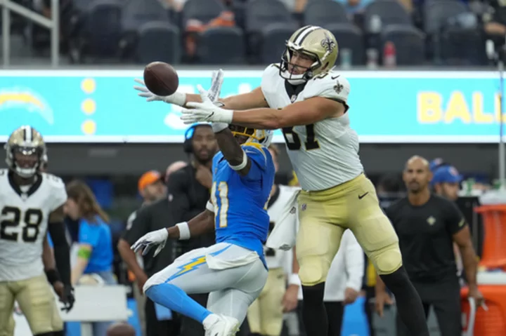 Winston directs 3 scoring drives as Saints hold on for 22-17 victory over Chargers
