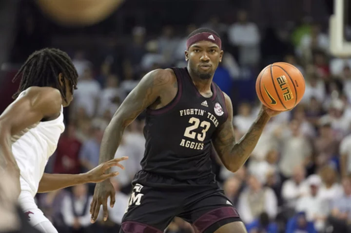 No. 13 Texas A&M cruises past SMU 79-66 in a meeting of old SWC foes