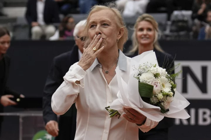 Martina Navratilova says she's doing 'OK' after being diagnosed with cancer