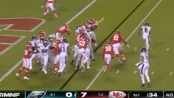 Chiefs and Eagles Both Got Away With Holding on Their First Quarter Touchdowns