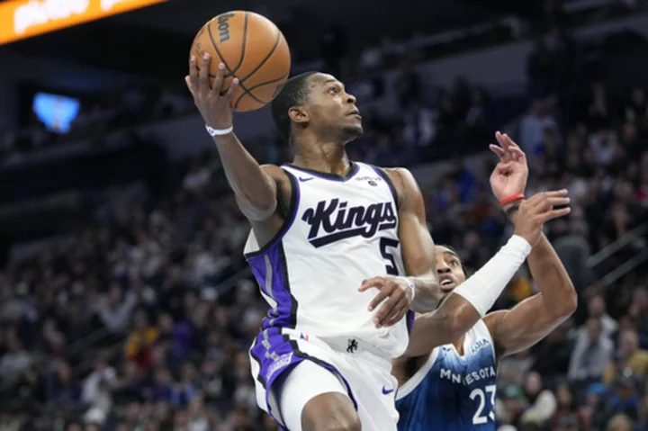 Kings stay unbeaten in NBA In-Season Tournament by topping Wolves 124-111 behind Fox's 36 points