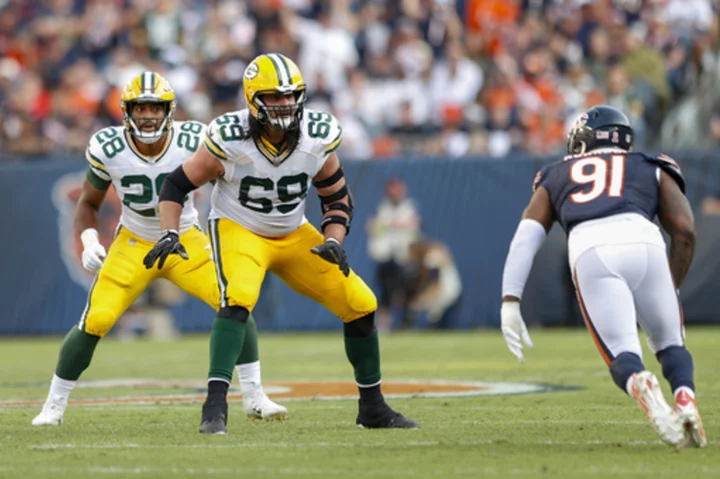 Packers' David Bakhtiari feeling frustrated that his knee issues have cropped up again