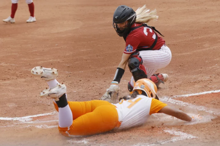 West's 3-run homer, Rogers' pitching help Tennessee top Alabama 10-5 in WCWS softball opener