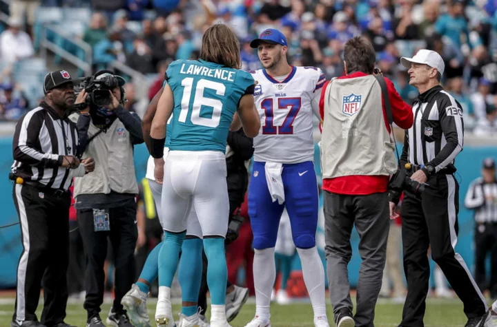 What time and channel is the Jaguars-Bills game on today?