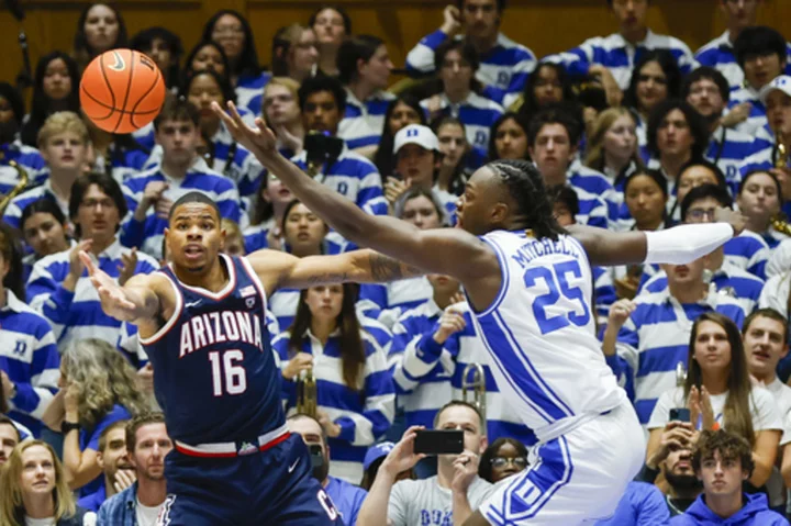 Keshad Johnson's late basket helps No. 12 Arizona beat No. 2 Duke 78-73 at Cameron