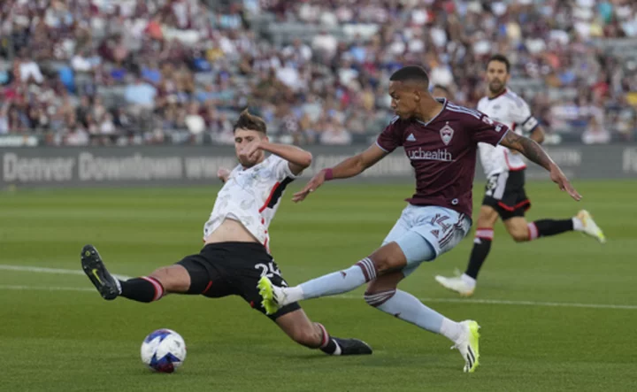 Galván's PK goal lifts Rapids over Dallas 2-1 for 1st home win