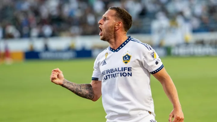 Billy Sharp scores first goal for LA Galaxy in 2-2 draw with St Louis City